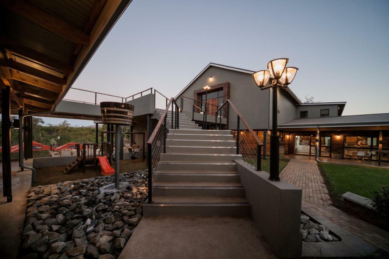 Letaba Junction Lodge Letsitele Kültér fotó