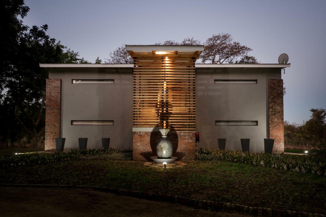 Letaba Junction Lodge Letsitele Kültér fotó
