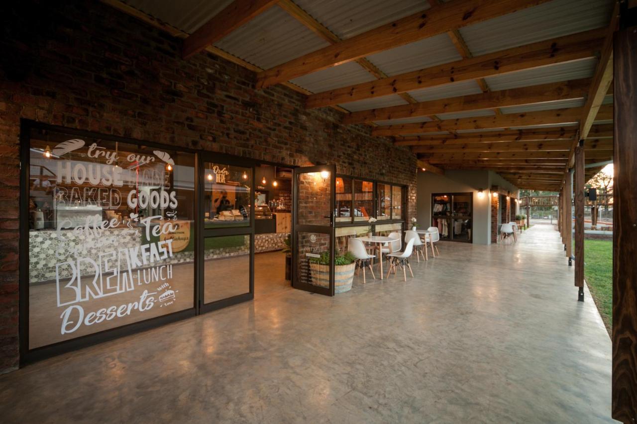 Letaba Junction Lodge Letsitele Kültér fotó